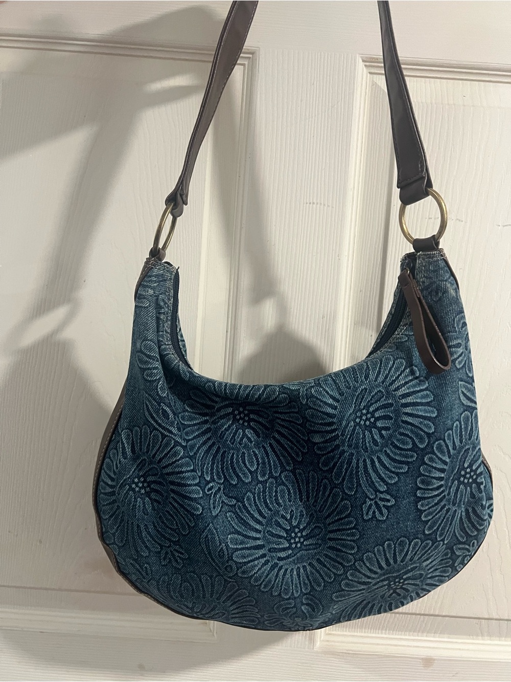 vintage Nine West blue embossed floral denim hobo bag